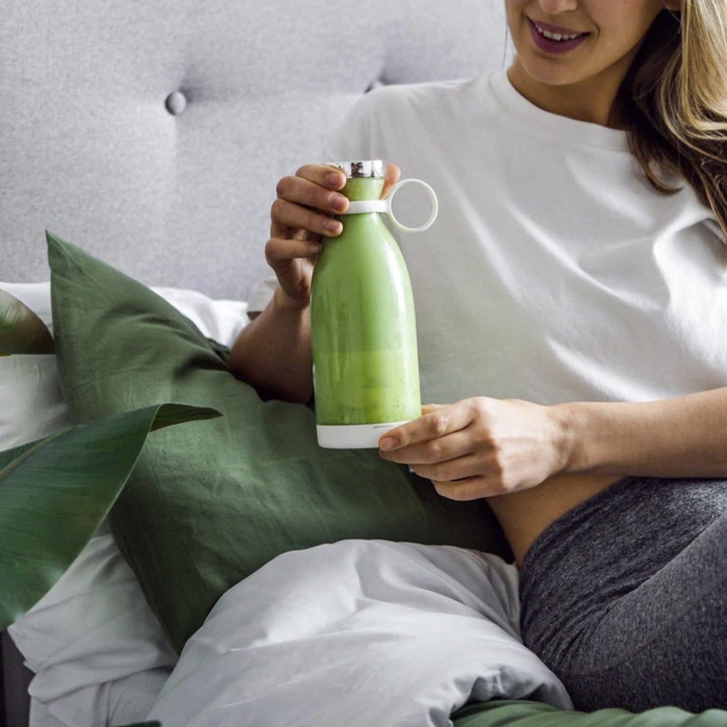 Viora™ Blender Bottle